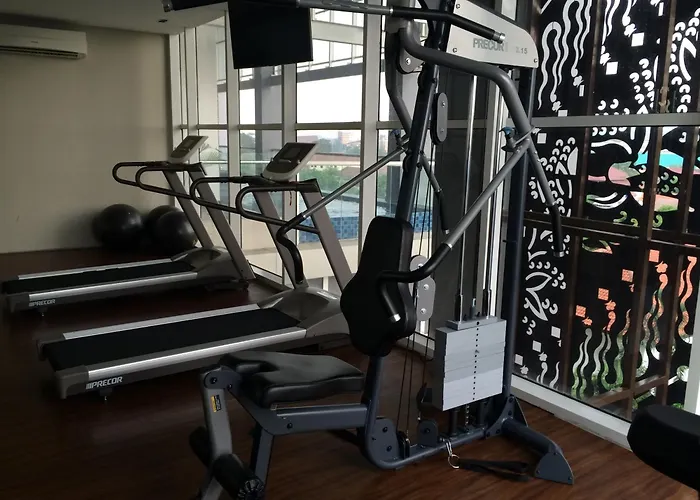 Aston Bellevue Radio DalamHotel Jakarta